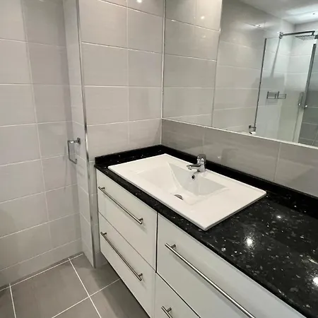 Mi Capricho Beachfront- P300 - With Sea View Apartment *
