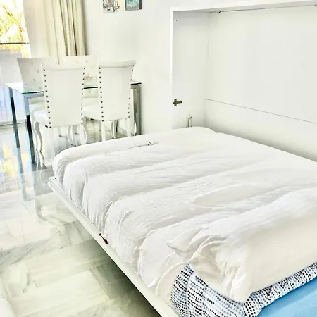 Apartment Mi Capricho Beachfront- P300 - With Sea View
